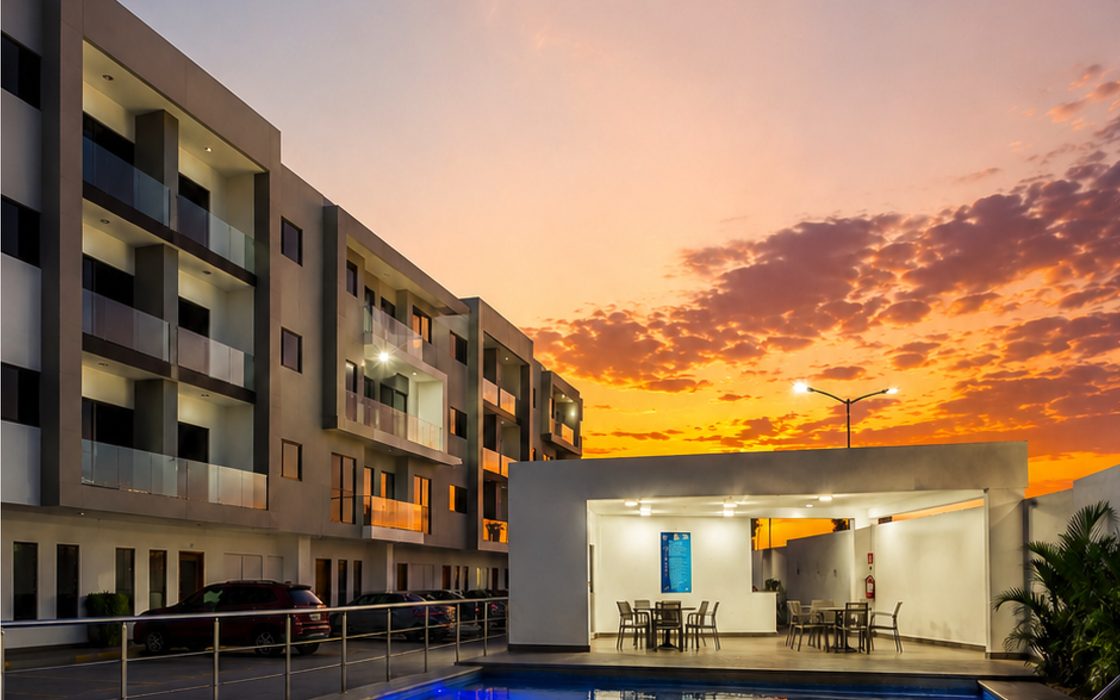 Desarrollo Paseo Atlántico Condominios al atardecer