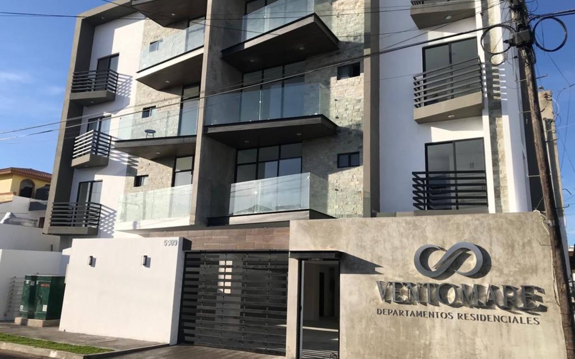 Desarrollo Ventomare Residencial — fachada y acceso